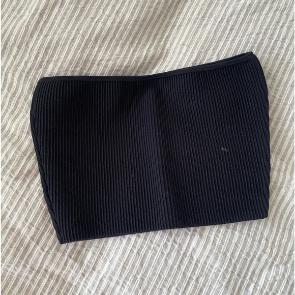 Aritzia Babaton Sculpt Knit Cropped Tube - Picture 1 of 6